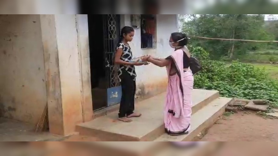 କୋରୋନା ଲଢ଼େଇର ଏମିତି ଜଣେ ଯୋଦ୍ଧା...