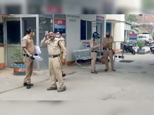 मौलवी को पड़ी भारी Lockdown की खिलाफवर्ज़ी, पुलिस ने किया 14 दिन क्वॉरंटीन 