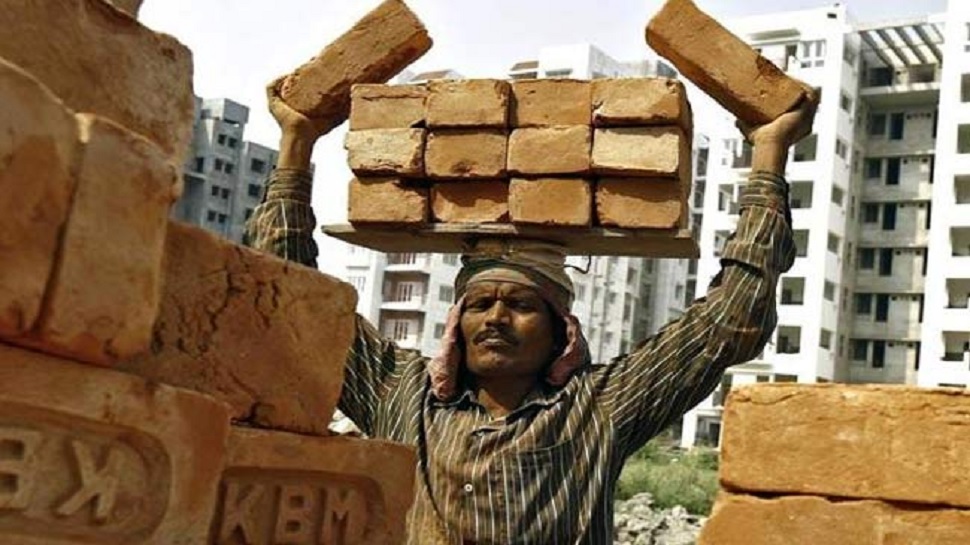 Labour Day 2020: जानें 1 मई को ही क्यों मनाया जाता है इंटरनेशनल लेबर डे, क्या है कीमत और इसके पीछे मनाने की मंशा Labour Day 2020: जानें 1 मई को ही क्यों मनाया जाता है इंटरनेशनल लेबर डे, क्या है कीमत और इसके पीछे मनाने की मंशा
