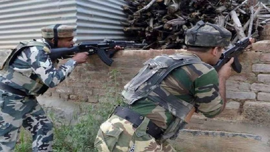 J&K: बारामूला के रामपुर सेक्टर में फौज के दो जवान शहीद, सिक्योरिटी अहलकारों ने  2-3 दहशतगर्दों को घेरा