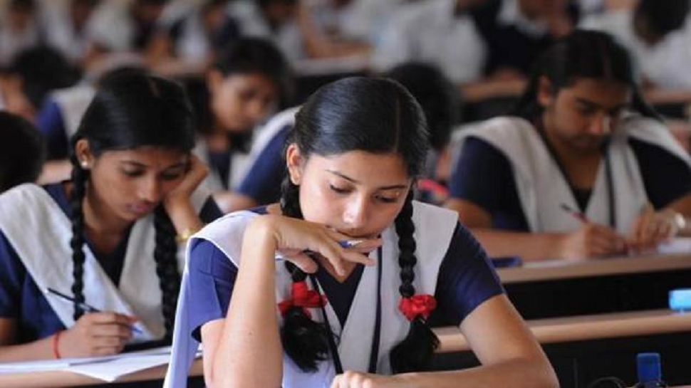 UPBoardExam:बोर्ड परीक्षा में शामिल हुए तलबा की कॉपियों को चैक करने का काम जल्द ही होगा शुरू UPBoardExam:बोर्ड परीक्षा में शामिल हुए तलबा की कॉपियों को चैक करने का काम जल्द ही होगा शुरू