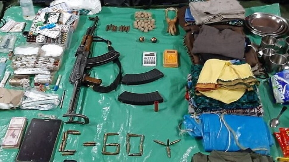 राजनांदगांव: गढ़चिरौली के जंगलों में पुलिस के साथ मुठभेड़ में 16 लाख की इनामी महिला नक्सली ढेर राजनांदगांव: गढ़चिरौली के जंगलों में पुलिस के साथ मुठभेड़ में 16 लाख की इनामी महिला नक्सली ढेर