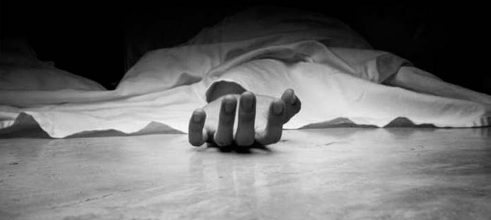 ଛାତରୁ ପଡି ବିଲ୍ଡର ମୃତ, ଆତ୍ମହତ୍ୟା ସନ୍ଦେହ ଛାତରୁ ପଡି ବିଲ୍ଡର ମୃତ, ଆତ୍ମହତ୍ୟା ସନ୍ଦେହ