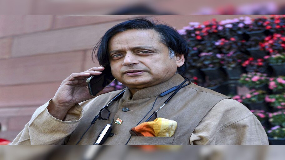 ଆରୋଗ୍ୟ ସେତୁ ଆପକୁ ନେଇ ମୋଦି ସରକାରଙ୍କୁ ଟାର୍ଗେଟ କଲେ ଥରୁର
