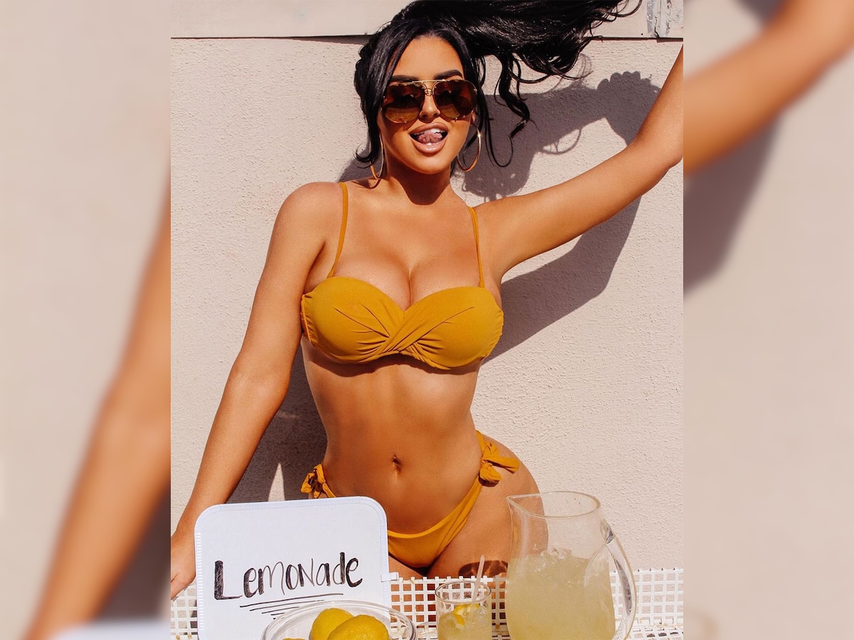 These 15 Photos Of Abigail Ratchford Went Viral On Internet 15 Pics