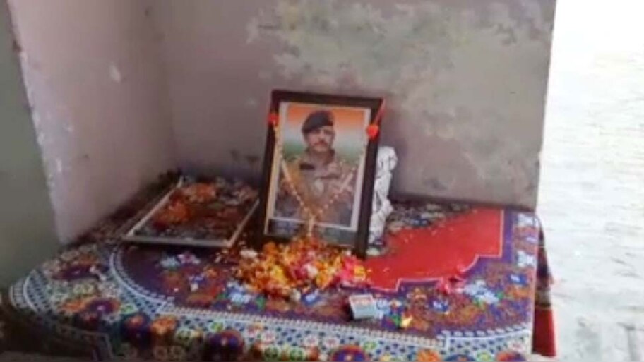 72 घंटों में फौज ने लिया जवानों की शहादत का बदला, शहीद कर्नल आशुतोष के परिवार ने कहा शुक्रिया