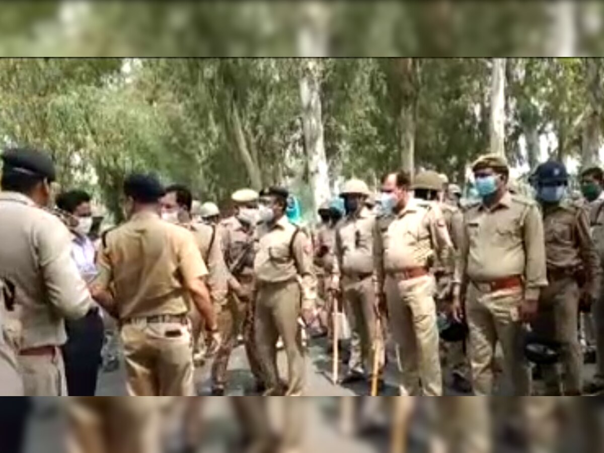मज़दूरों के दाखिले को लेकर आपस में भिड़ी UP और राजस्थान पुलिस, 2 दरोगा ज़ख्मी