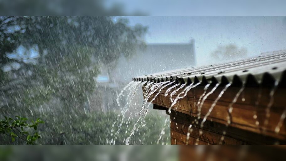 ଉଗ୍ରରୂପୀ ‘ଆମ୍ଫାନ’, ମାଡ଼ି ଆସୁଛି ଭୟଙ୍କର ରୂପ ନେଇ...