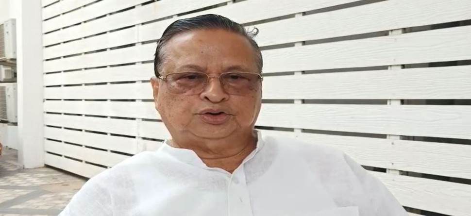 'ମାଛ ତେଲରେ ମାଛ ଭାଜୁଛନ୍ତି ସରକାର' 'ମାଛ ତେଲରେ ମାଛ ଭାଜୁଛନ୍ତି ସରକାର'