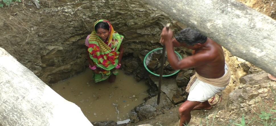 ନାଟ୍ୟଗୁରୁଙ୍କ ଲକଡାଉନ୍ କାହାଣୀ, 'ପଥର'ରୁ ବାହାର କଲେ ପାଣି ନାଟ୍ୟଗୁରୁଙ୍କ ଲକଡାଉନ୍ କାହାଣୀ, 'ପଥର'ରୁ ବାହାର କଲେ ପାଣି