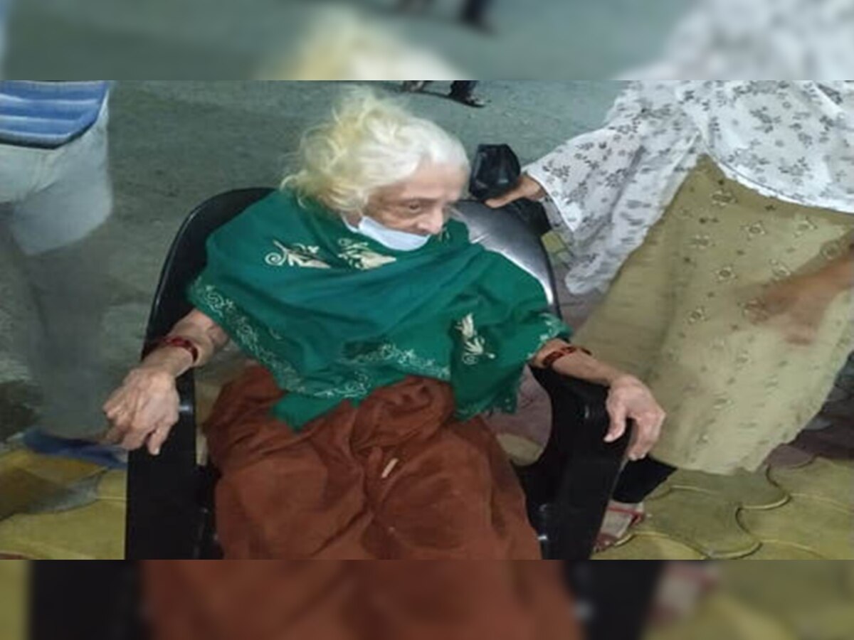 100 साल की दादी ने कोरोना से जीती जंग.