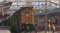 ममता बनर्जी की रेलवे से अपील, कहा- 26 मई तक राज्य में ना भेजें श्रमिक स्पेशल ट्रेन