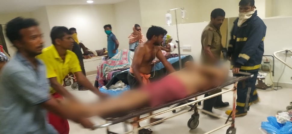 ଶୋଇଥିବା ବେଳେ ଏସିରେ ଲାଗିଲା ନିଆଁ, ଜଣେ ବିଜେଡ଼ି ନେତାଙ୍କ ସମେତ ୩ ମୃତ ଶୋଇଥିବା ବେଳେ ଏସିରେ ଲାଗିଲା ନିଆଁ, ଜଣେ ବିଜେଡ଼ି ନେତାଙ୍କ ସମେତ ୩ ମୃତ