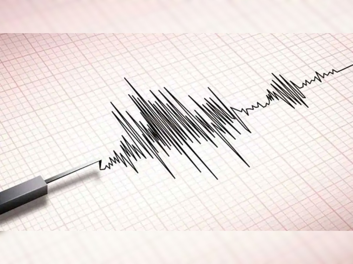 दिल्ली और आसपास के इलाकों में भूकंप के हल्के झटके, रोहतक में रहा केंद्र
