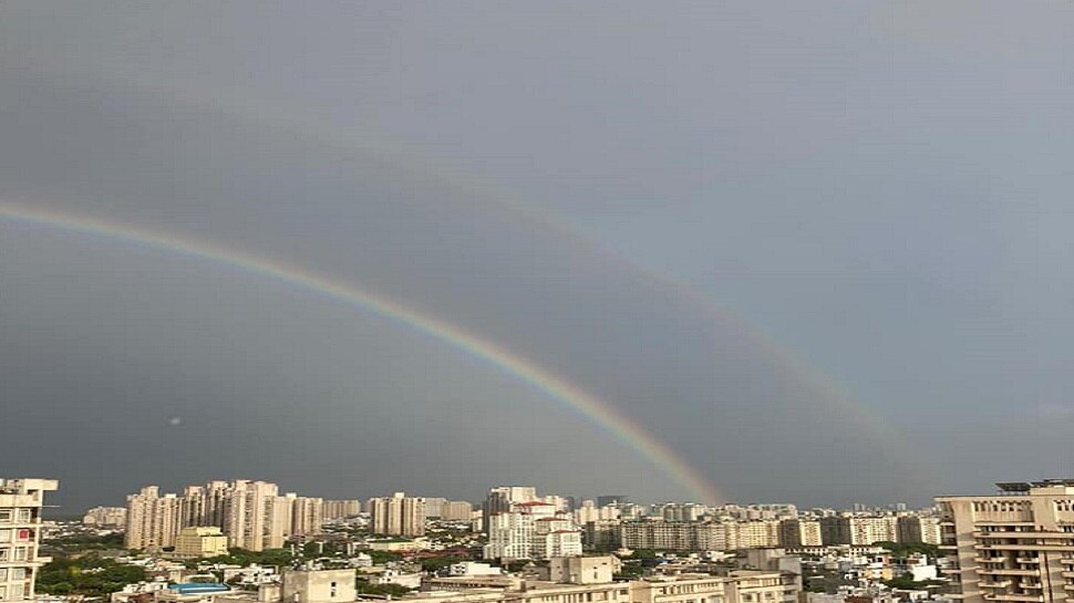 कब आते हैं दो इंद्रधनुष delhi sky double rainbows