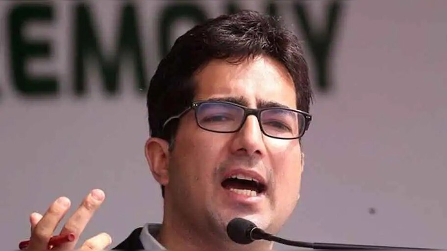शाह फैसल, पीर मंसूर और सरताज मदनी से हटा PSA, उमर अब्दुल्ला ने कही यह बात