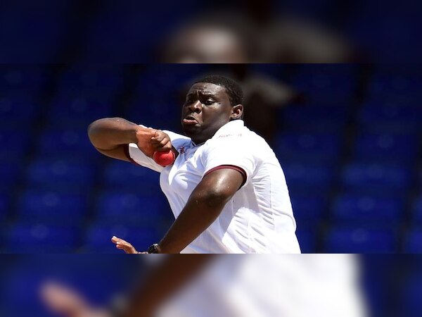 ମୋଟା ଶରୀର ସତ୍ତ୍ୱେ ଏହି ଖେଳାଳିମାନେ ପଡ଼ିଆରେ ଦେଖାଇଛନ୍ତି ଚମତ୍କାର ପ୍ରଦର୍ଶନ