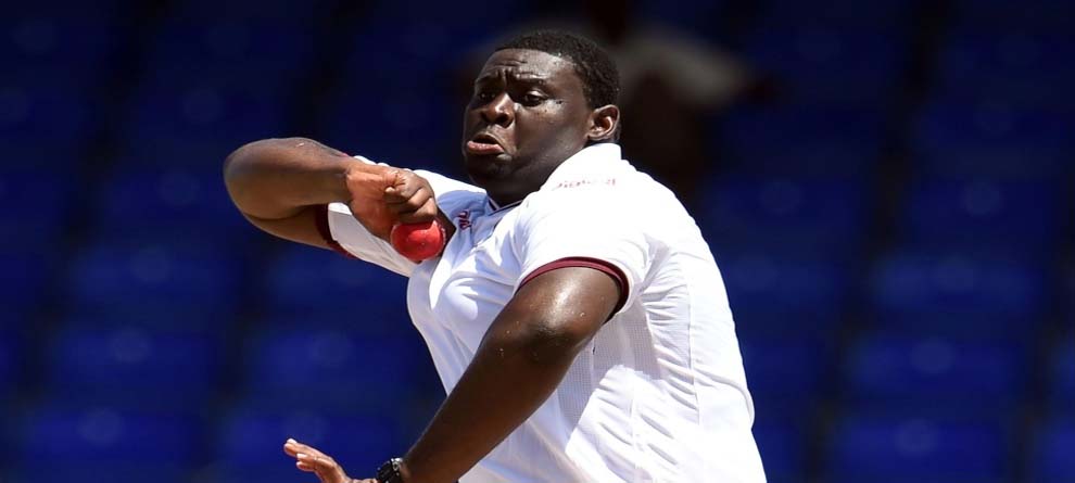 ମୋଟା ଶରୀର ସତ୍ତ୍ୱେ ଏହି ଖେଳାଳିମାନେ ପଡ଼ିଆରେ ଦେଖାଇଛନ୍ତି ଚମତ୍କାର ପ୍ରଦର୍ଶନ ମୋଟା ଶରୀର ସତ୍ତ୍ୱେ ଏହି ଖେଳାଳିମାନେ ପଡ଼ିଆରେ ଦେଖାଇଛନ୍ତି ଚମତ୍କାର ପ୍ରଦର୍ଶନ