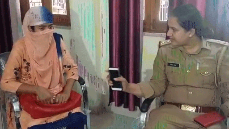 ବର୍ଷକରେ କୋଟିଏ ଟଙ୍କା ଦରମା ନେଇଥିବା ଚର୍ଚ୍ଚିତ ଶିକ୍ଷୟତ୍ରୀ ଗିରଫ ବର୍ଷକରେ କୋଟିଏ ଟଙ୍କା ଦରମା ନେଇଥିବା ଚର୍ଚ୍ଚିତ ଶିକ୍ଷୟତ୍ରୀ ଗିରଫ