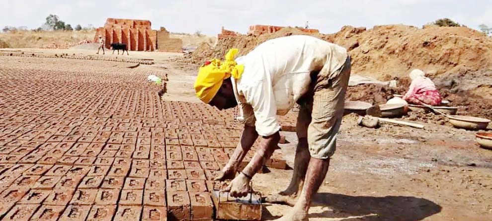 ସରକାରଙ୍କ ଏହି ଯୋଜନା ଅଧିନରେ ପାଇବେ ଏତିକି ଟଙ୍କା ସରକାରଙ୍କ ଏହି ଯୋଜନା ଅଧିନରେ ପାଇବେ ଏତିକି ଟଙ୍କା