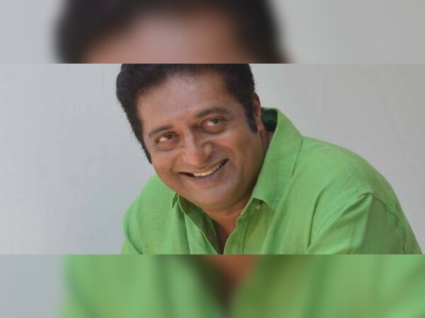 ବିହାର ଓ ଗୁଜୁରାଟ ରାଜନୈତିକ ମାହୋଲ ଉପରେ ବର୍ଷିଲେ ପ୍ରକାଶ ରାଜ