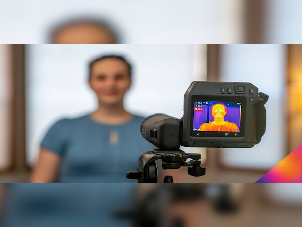 କ୍ୟାମେରା ମାପିବ ତାତି