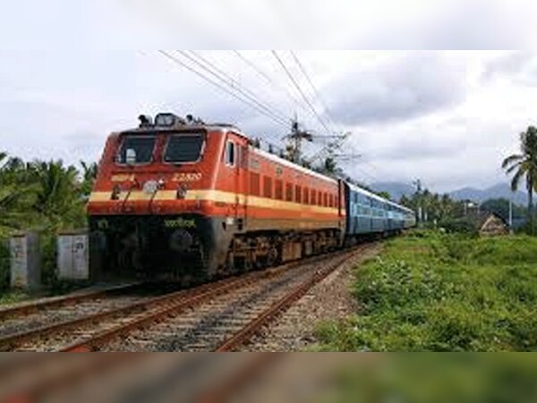 ରେଳବାଇରେ ପରିବର୍ତ୍ତନ: ଏଣିକି ରେଲୱେ ପୋଲିସ କରିବ ଟିକେଟ ଯାଞ୍ଚ 