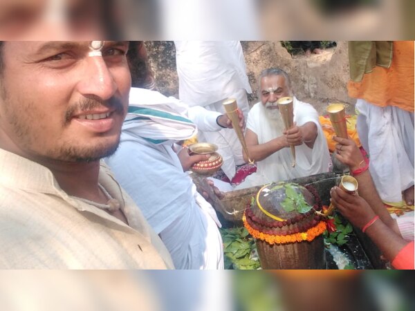 ରାମ ଜନ୍ମଭୂମି: ସାଧୁଙ୍କ ଉପସ୍ଥିତିରେ 'କୁବେର ତିଲା' ଠାରେ ରୁଦ୍ରାଭିଷେକ ଅନୁଷ୍ଠିତ    