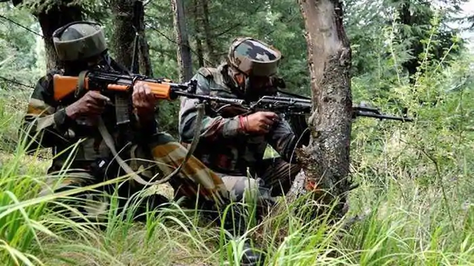 सिक्योरिटी फोर्सेज़ को मिली बड़ी कामयाबी, कुलगाम में 2 दहशतगर्दों को किया ढेर सिक्योरिटी फोर्सेज़ को मिली बड़ी कामयाबी, कुलगाम में 2 दहशतगर्दों को किया ढेर