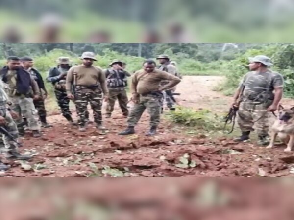 ବଡ଼ ଧରଣର ନକ୍ସଲ ଆକ୍ରମଣକୁ ବିଫଳ କଲା ସୁରକ୍ଷା ବାହିନୀ, ୬୪ ଆଇଇଡି ଉଦ୍ଧାର