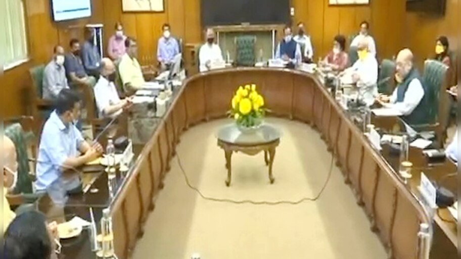 दिल्ली में कोरोना को लेकर अमित शाह की केजरीवाल के साथ मीटिंग जारी