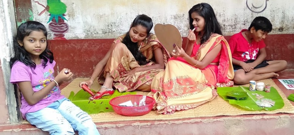 ସୁନ୍ଦରୀଙ୍କ ଆଗରେ ଫିକା କୋରୋନା ସୁନ୍ଦରୀଙ୍କ ଆଗରେ ଫିକା କୋରୋନା