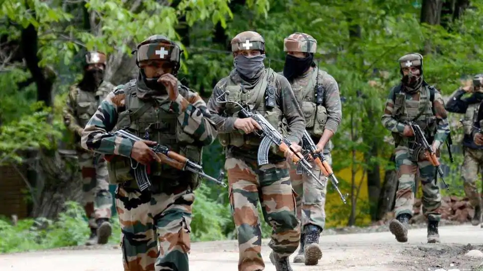 जम्मू-कश्मीर: सिक्योरिटी फोर्सेज़ ने 2 ऑपरेशन्स में ढेर किए 8 दहशतगर्द जम्मू-कश्मीर: सिक्योरिटी फोर्सेज़ ने 2 ऑपरेशन्स में ढेर किए 8 दहशतगर्द