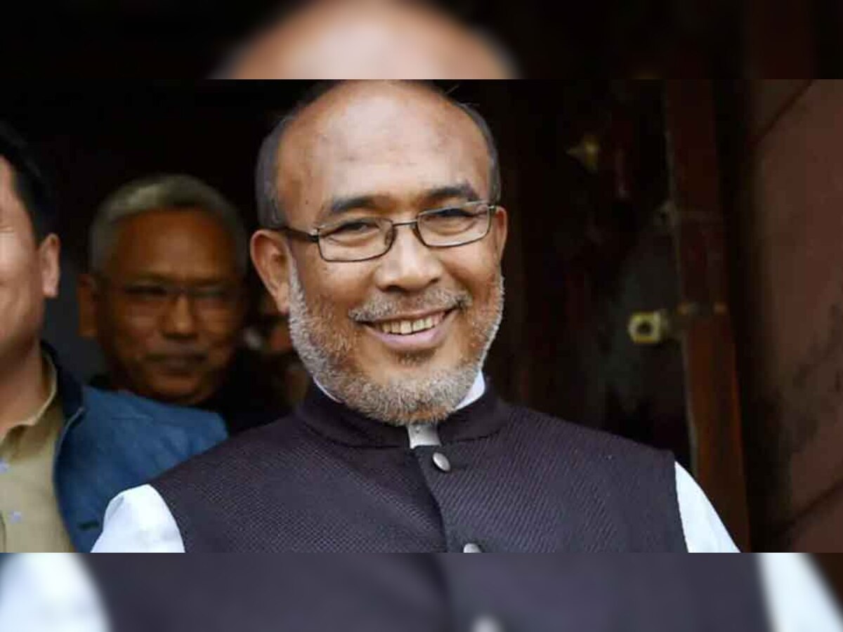मणिपुर में बीजेपी के चार मंत्रियों और नौ विधायकों ने इस्तीफा दे दिया था 