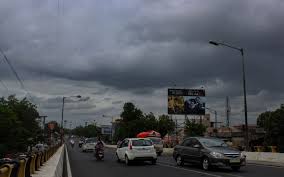 दिल्ली-NCR में आज मॉनसून की पहली बारिश, आने वाले कुछ दिनों में यूं ही रहेगा मौसम