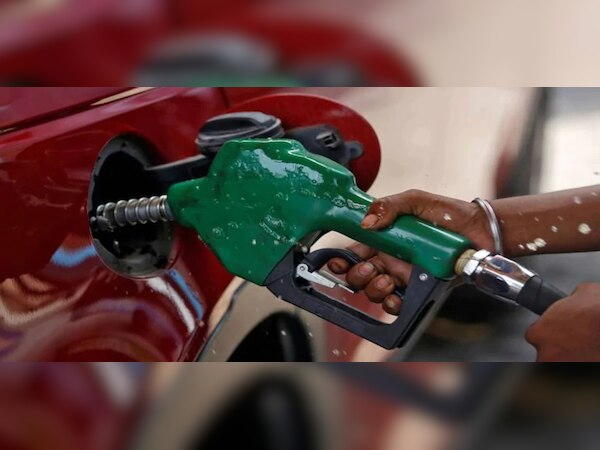 ଲଗାତର ୧୬ ଦିନ ଧରି ପେଟ୍ରୋଲ-ଡିଜେଲ ଦରରେ ବୃଦ୍ଧି, ଜାଣନ୍ତୁ ଆଜିର ରେଟ୍