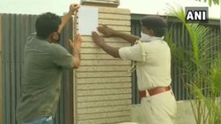 7 दिन बाद भी बिहार पुलिस को नहीं मिले सिद्धू, बंगले के बाहर समन चिपका लौटी टीम