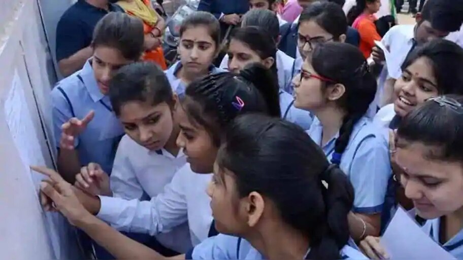 कल साढ़े 12 बजे आएंगे UP बोर्ड के 10वीं और 12वीं के नतीजे, मिलेगी डिजीटल मार्कशीट