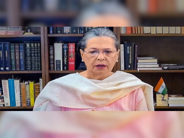 'ତୈଳ ଦର ବୃଦ୍ଧି କରି ଜନତାଙ୍କ ଠାରୁ ଜବରଦସ୍ତି ଆଦାୟ କରାଯାଇଛି ୧୮ ଲକ୍ଷ କୋଟି ଟଙ୍କା'