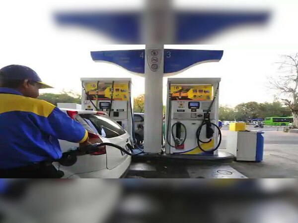 ପେଟ୍ରୋଲ ଓ ଡିଜେଲ ବୃଦ୍ଧିକୁ ପ୍ରତିବାଦ, ସମ୍ବଲପୁର ଜିଲ୍ଲା କଂଗ୍ରେସର ଦାବିପତ୍ର 