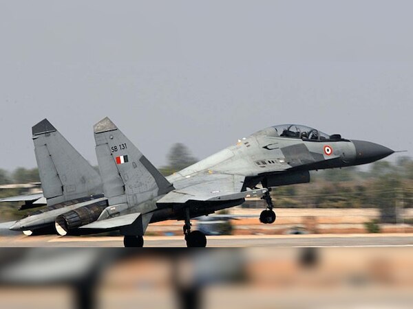 ୩୩ଟି ଯୁଦ୍ଧ ଜାହାଜ କିଣିବ ଭାରତ