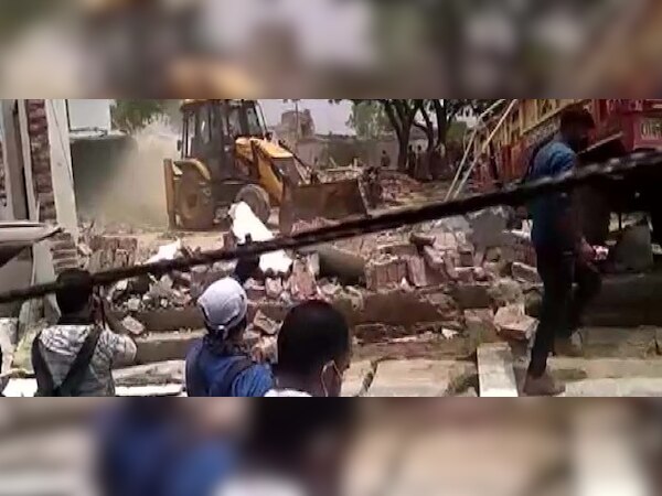 ଦୁର୍ଦ୍ଦାନ୍ତ ଅପରାଧୀ ବିକାଶର ଘର ଭାଙ୍ଗିଦେଲେ