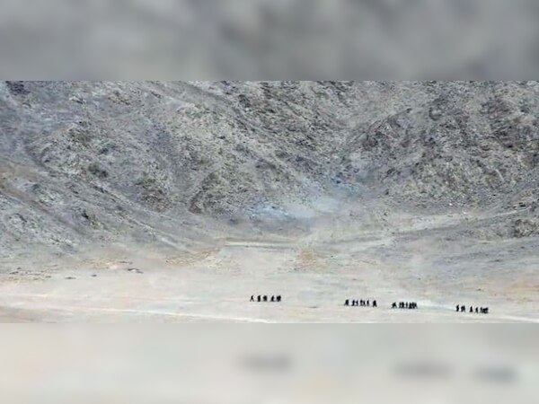 ମୁଣ୍ଡ ନୁଆଁଇଲା ଚୀନ, ସୀମାରୁ ଦୁଇ କିମି ପଛକୁ ଘୁଞ୍ଚାଇଲା ସେନା