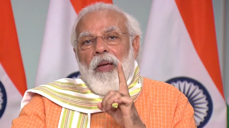 वाराणसी के लोगों को खिताब करते हुए बोले PM मोदी, बड़े एक्सपोर्ट हब की शक्ल में तैयार होगा काशी वाराणसी के लोगों को खिताब करते हुए बोले PM मोदी, बड़े एक्सपोर्ट हब की शक्ल में तैयार होगा काशी