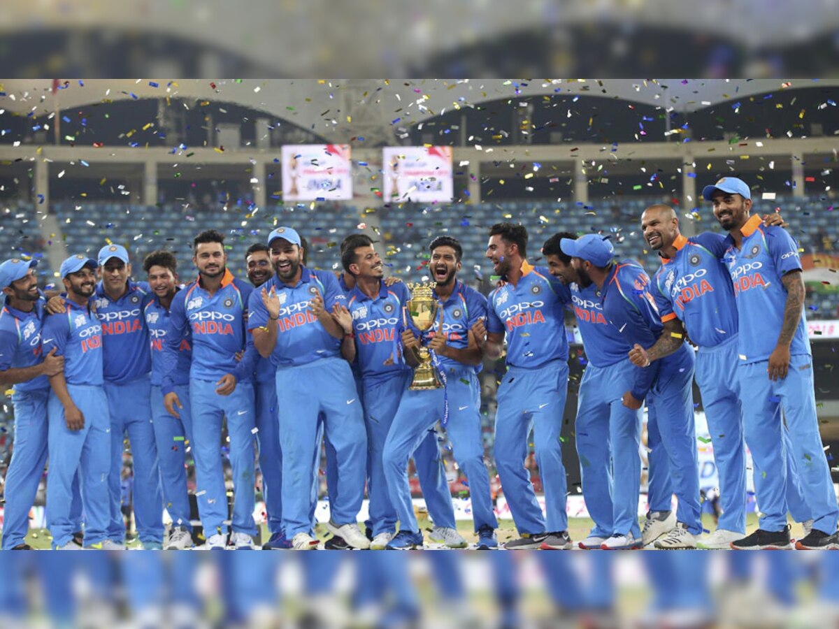 एशिया कप 2018 जीतने के बाद जश्न मनाते टीम इंडिया के खिलाड़ी (फोटो:PTI)