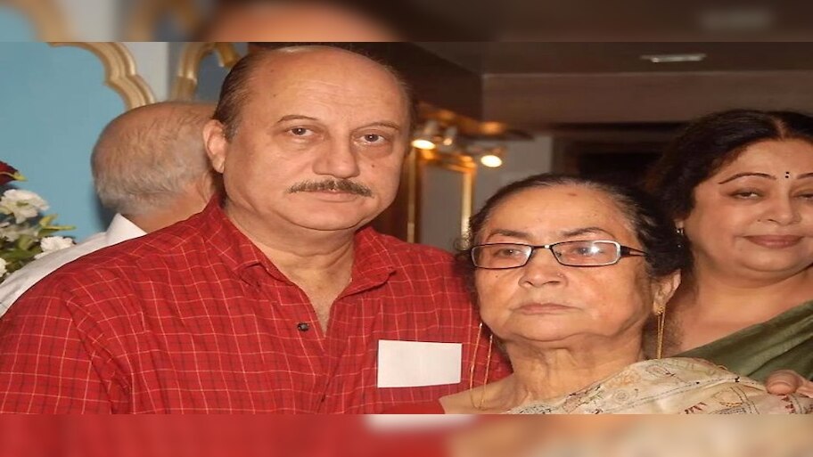 ଅନୁପମ୍ ଖେରଙ୍କ ମାଆ, ଭାଇ, ଭାଉଜ ଓ ଝିଆରୀଙ୍କୁ କୋରୋନା