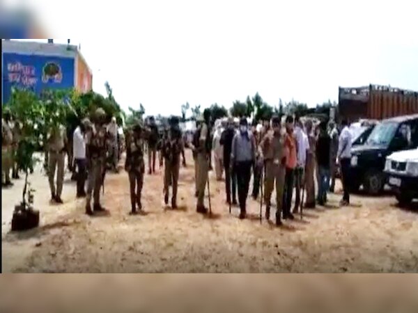 फिर हुई कानपुर जैसी वारदात! बुलंदशहर में दबिश देने गई SOG टीम पर हुआ हमला