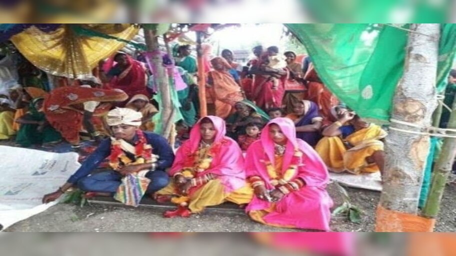 ଆମେ ଦୁହେଁ ତୁମରି ପାଇଁ....