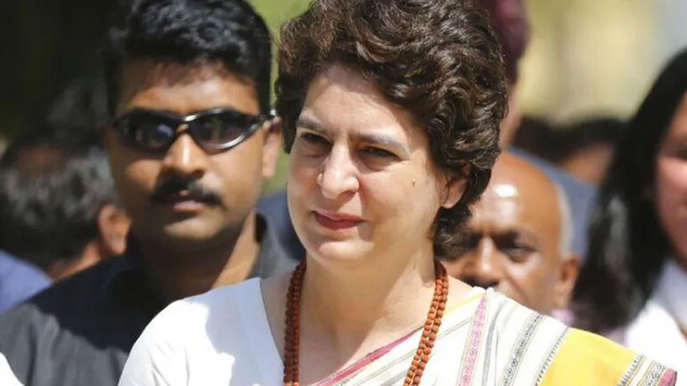 राजस्थान के सियासी ड्रामे में प्रियंका गांधी की एंट्री, सचिन पायलट से फोन पर की बात - Zee News Hindi