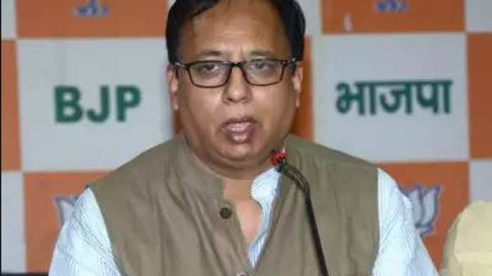 बिहार के भाजपा सद्र को हुआ कोरोना, बीवी और मां की रिपोर्ट भी पॉज़िटिव बिहार के भाजपा सद्र को हुआ कोरोना, बीवी और मां की रिपोर्ट भी पॉज़िटिव